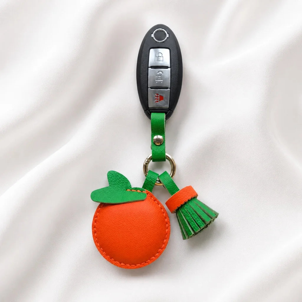 Dije de cuero naranja para bolso – Colgante de fruta de piel de vaca hecho a mano | Bonito llavero de cítricos | Regalo creativo para parejas y mejores amigas
