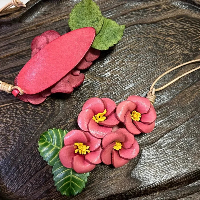 Blooming Peach Blossom Leather Bag Charm – Handmade Multi-Flower Pendant in Full-Grain Leather | Lifelike Floral Accessory with Leaves | Elegant Keychain or Handbag Ornament