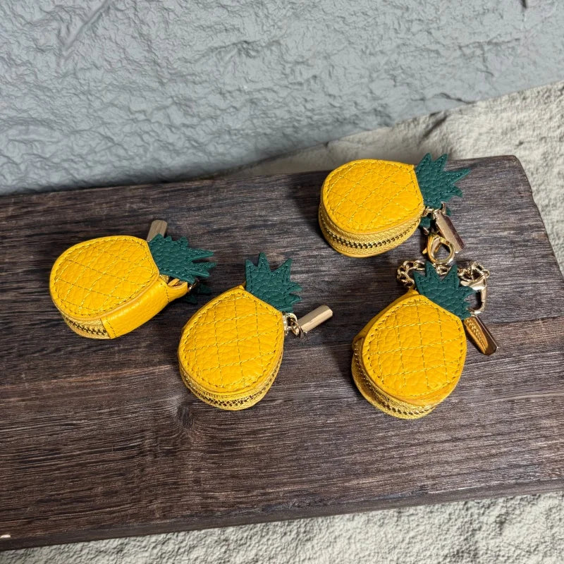 Mini Pineapple Leather Storage Charm – Handmade Full-Grain Leather Thumb Bag | Fruit-Inspired Keychain with Zipper | Ring & Jewelry Organizer for Bags