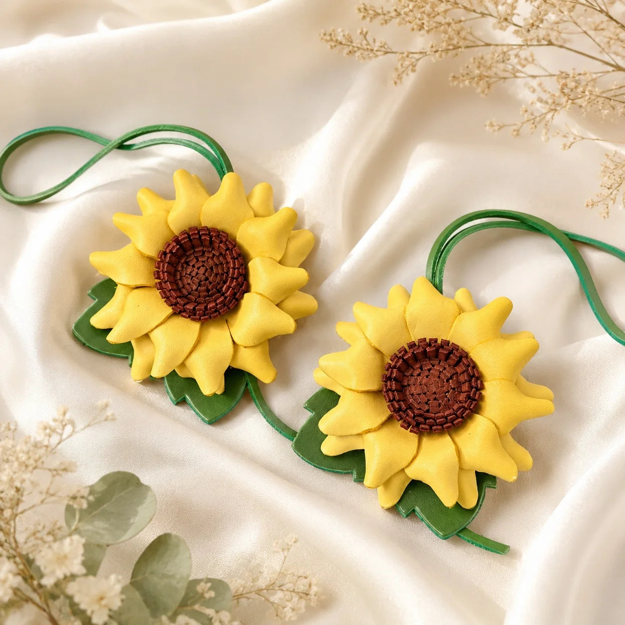 Handmade Leather Sunflower Bag Charm Handbag Accessory | Elegant Gift for Her
