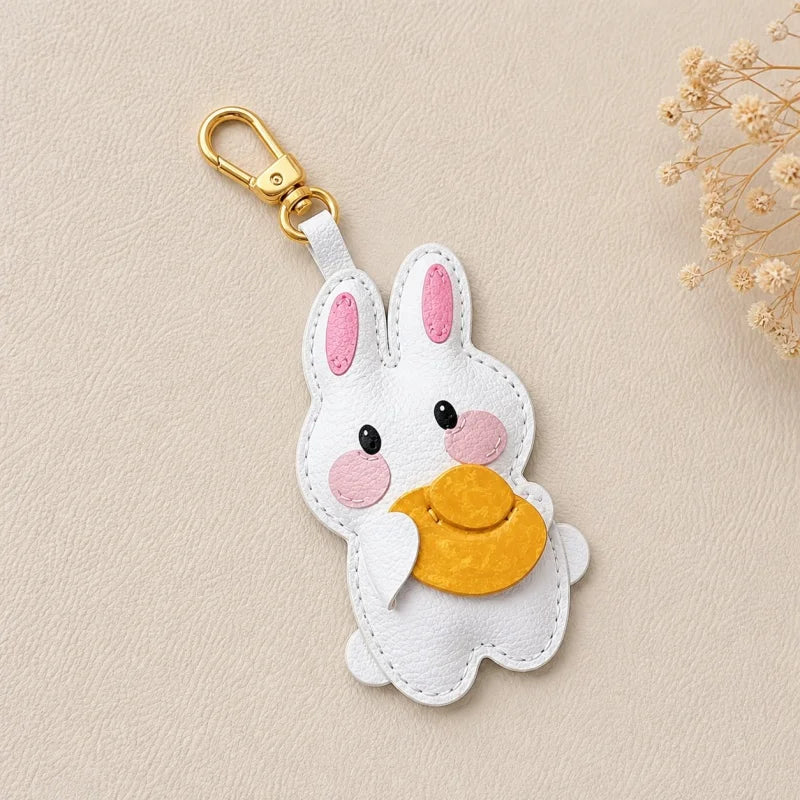 Amuleto de bolsa de piel Lucky Bunny – Llavero de conejo de piel de grano completo hecho a mano | Bonito accesorio de bolso con colgante de corazón y estrella | Regalo para ella