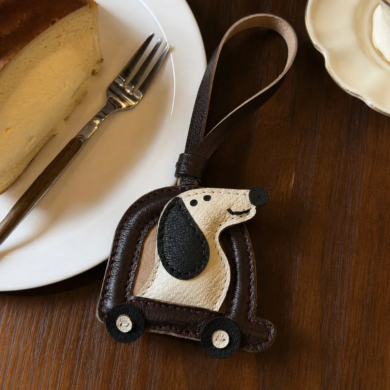 Vintage Little Dog Car Leather Bag Charm – Handmade Genuine Leather Puppy Pendant | Playful Keychain & Handbag Accessory Gift
