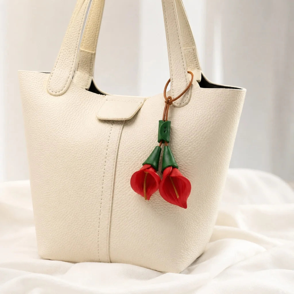 Lucky Anthurium Leather Bag Charm – Handmade Full-Grain Leather Floral Pendant | Nordic-Inspired Handbag Accessory Keychain | Gift for Her