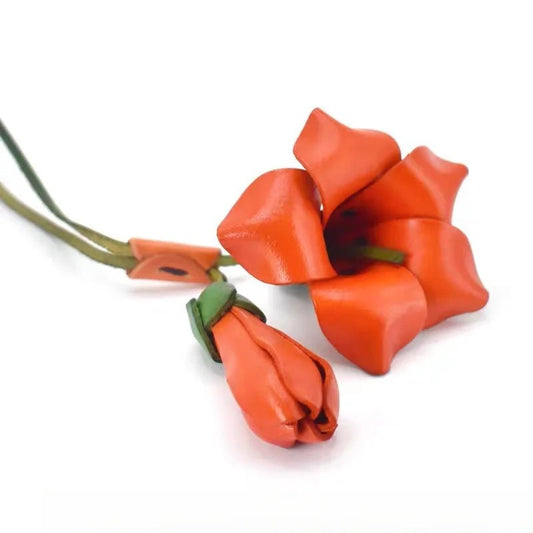 Blooming Leather Flower Bag Charm – Nordic Style Handmade Full - Grain Leather Floral Pendant | 3D Flower Keychain | Handcrafted Luxury Car & Bag Accessory - shewearing
