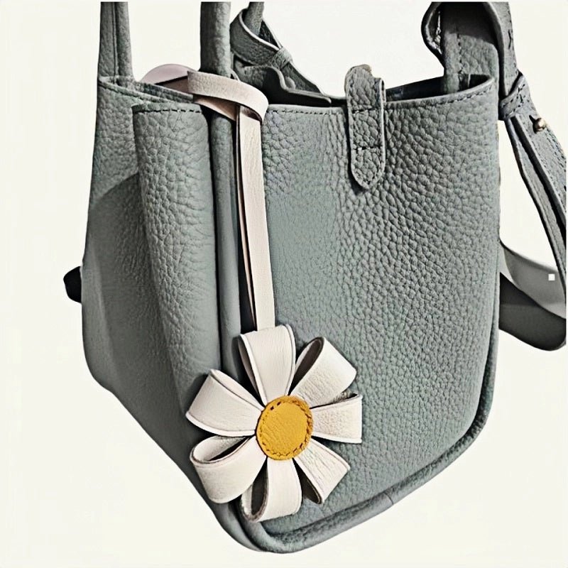 Geometric Daisy Leather Bag Charm – Minimalist Handmade Design, High - Quality Key Accessory, Premium Full - Grain Goatskin, Sophisticated Gift for Women - shewearing