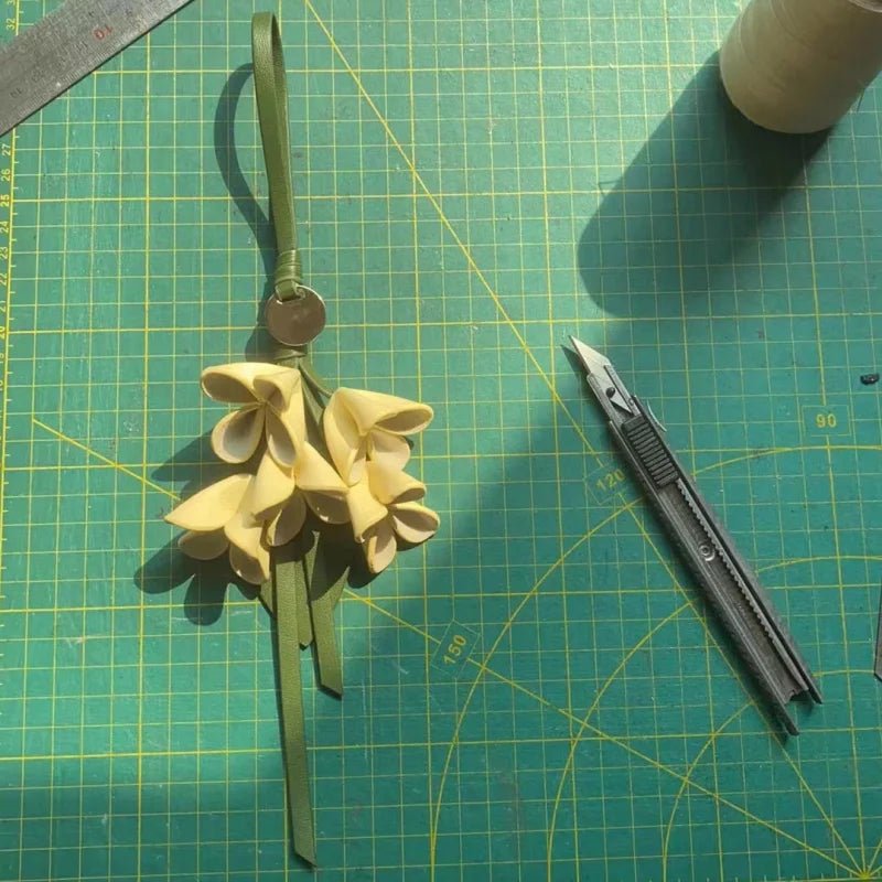 Golden Osmanthus Leather Flower Charm – Handmade Full - Grain Cowhide Floral Pendant | Realistic 3D Bloom Keychain for Elegant Bag Decoration - shewearing