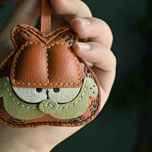 Handcrafted Leather Orange Cat Bag Charm – Cartoon Cat Design, Full - Grain Lambskin, Playful Accessory for Keys or Bags, Thoughtful Gift for Women - shewearing
