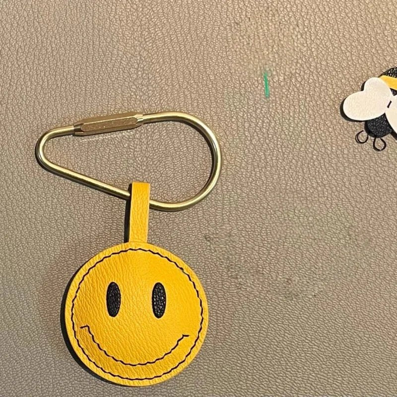 Handcrafted Yellow Face & Daisy Leather Bag Charm – Cute Keychain Accessory for Women | Summer Gift | Cheerful Flower Accent - shewearing