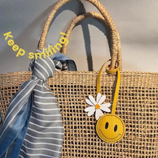 Handcrafted Yellow Face & Daisy Leather Bag Charm – Cute Keychain Accessory for Women | Summer Gift | Cheerful Flower Accent - shewearing