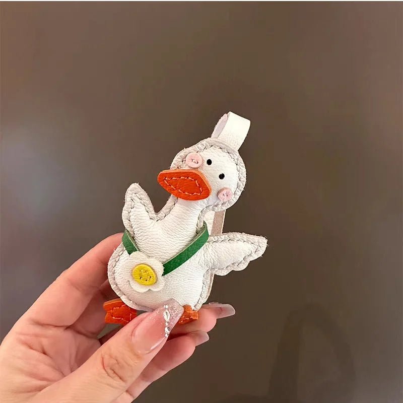 Lucky Duck Leather Bag Charm – Handcrafted Genuine Leather Pendant | Cute Car Accessory | Cheer - Up Gift for Friends - shewearing