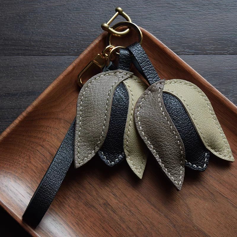 Morandi Tulip – Original Handcrafted Leather Bag Charm, Minimalist Design, French Goatskin Keychain, Elegant Gift for Her - shewearing