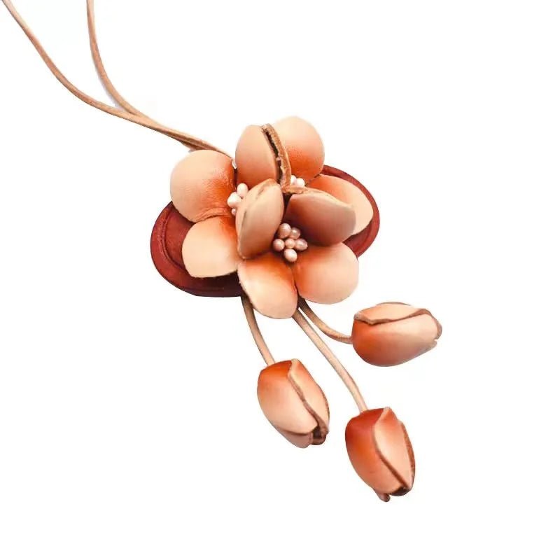 Nordic Floral Garden Leather Charm – Full - Grain Cowhide Handmade Accessory for Bags and Gifts, Blooming Style Elegance - shewearing