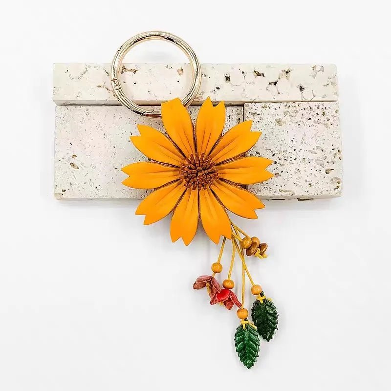 Nordic - Inspired Genuine Leather Floral Bag Charm – Retro Handmade Flower Keychain Pendant for Women | Creative Gift Accessory - shewearing