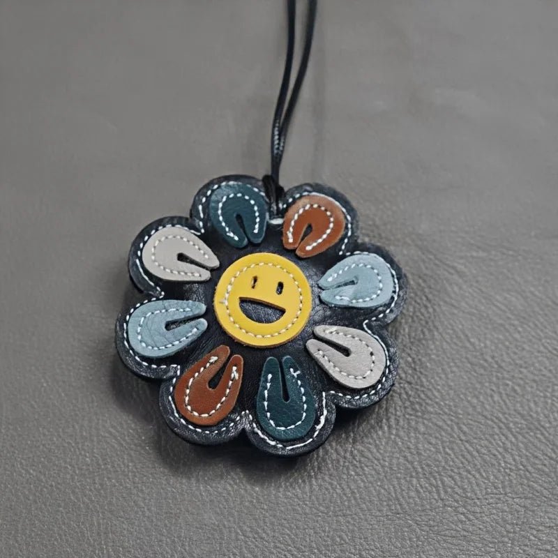Sunflower Leather Bag Charm – Minimalist Chic Cowhide Pendant for Bags & Accessories - shewearing