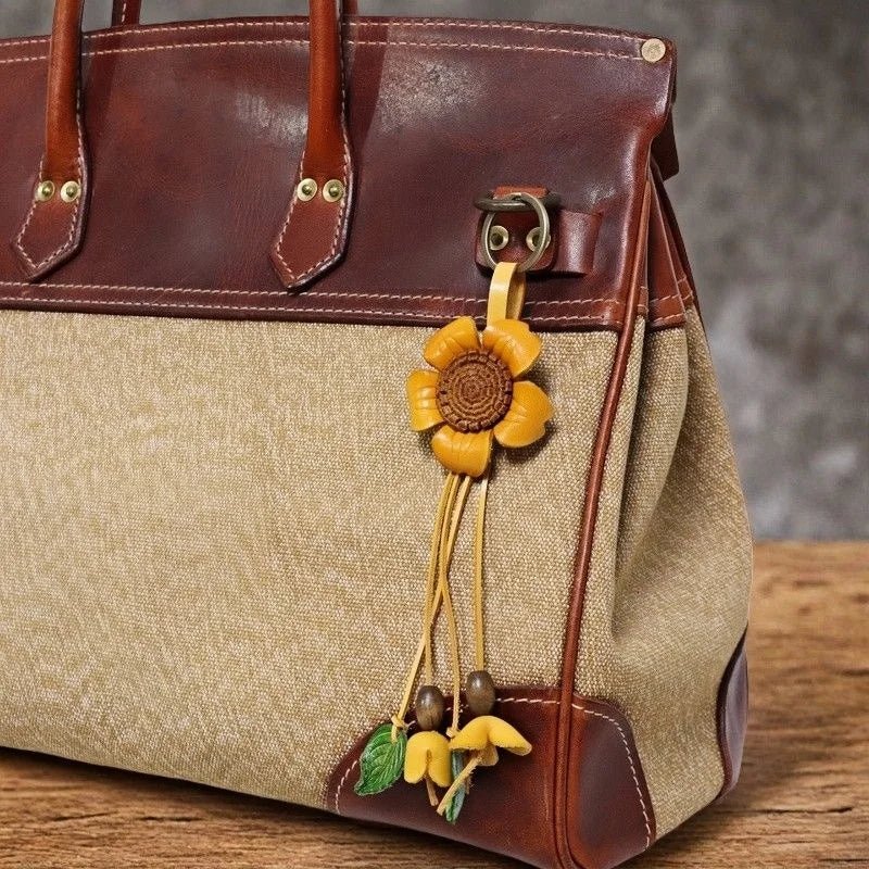 Tibetan Gesang Flower Leather Bag Charm – Handmade Full - Grain Leather Pendant | Ethnic Floral Accessory | Spiritual Boho Keychain Gift - shewearing