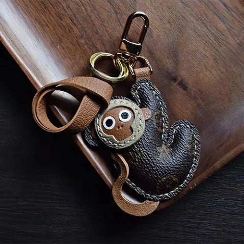 Vintage - Inspired Monkey Leather Keychain – Handcrafted Full - Grain Leather Bag Charm | Retro Aesthetic Car Key Holder | Unique Gift for Women - shewearing